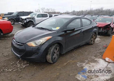 2011 Hyundai Elantra Gls (Ulsan Plant) z USA, uszkodzony, nr VIN KMHDH4AE9BU082359